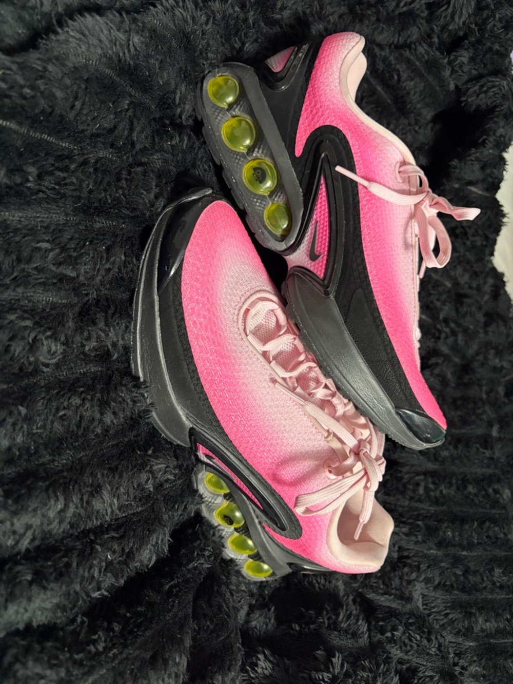 Nike Women's Pink and Black Gradient Air-Cushion Sneakers